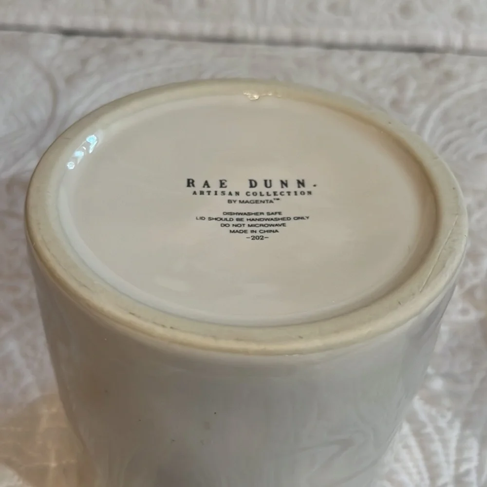 Rae‎ Dunn XOXO canister